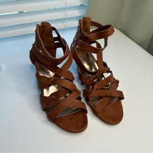 Madden Girl Brown Wedge Kitten Heel Sandals Shoes